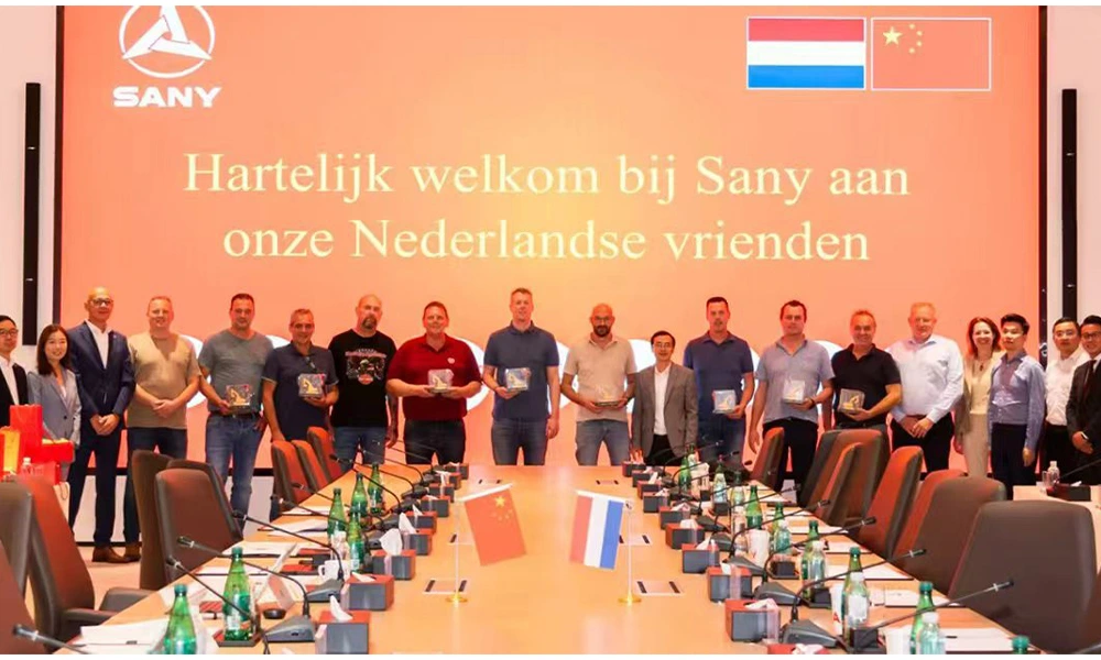 https://www.sany-benelux.com/wp-content/uploads/2026/01/team2.webp